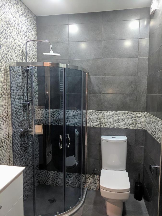 Hotel 5 Rooms Tbilisi Bagian luar foto