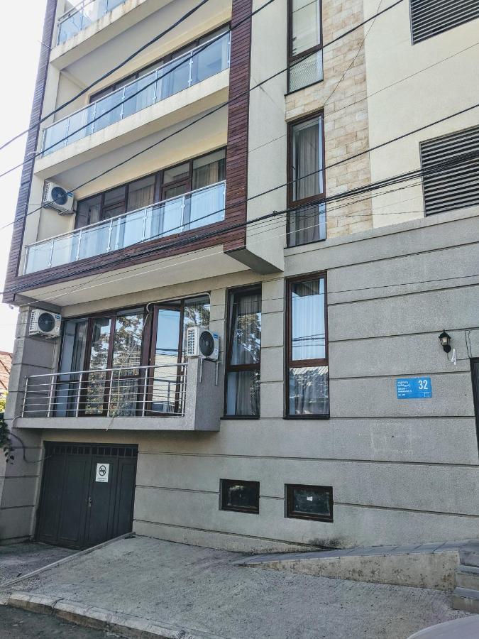 Hotel 5 Rooms Tbilisi Bagian luar foto