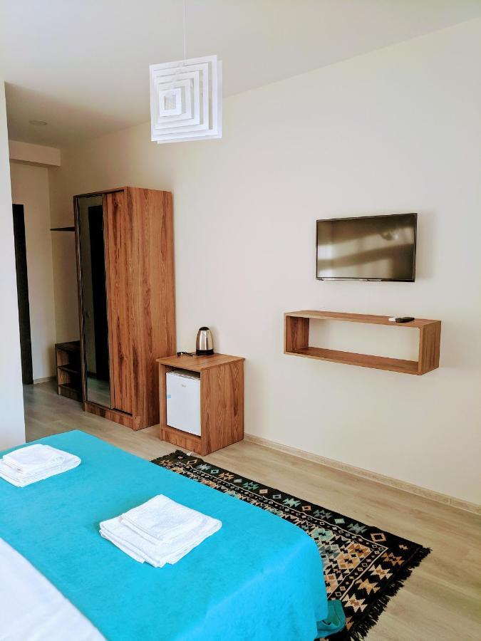 Hotel 5 Rooms Tbilisi Bagian luar foto