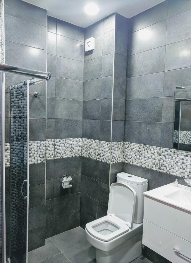 Hotel 5 Rooms Tbilisi Bagian luar foto