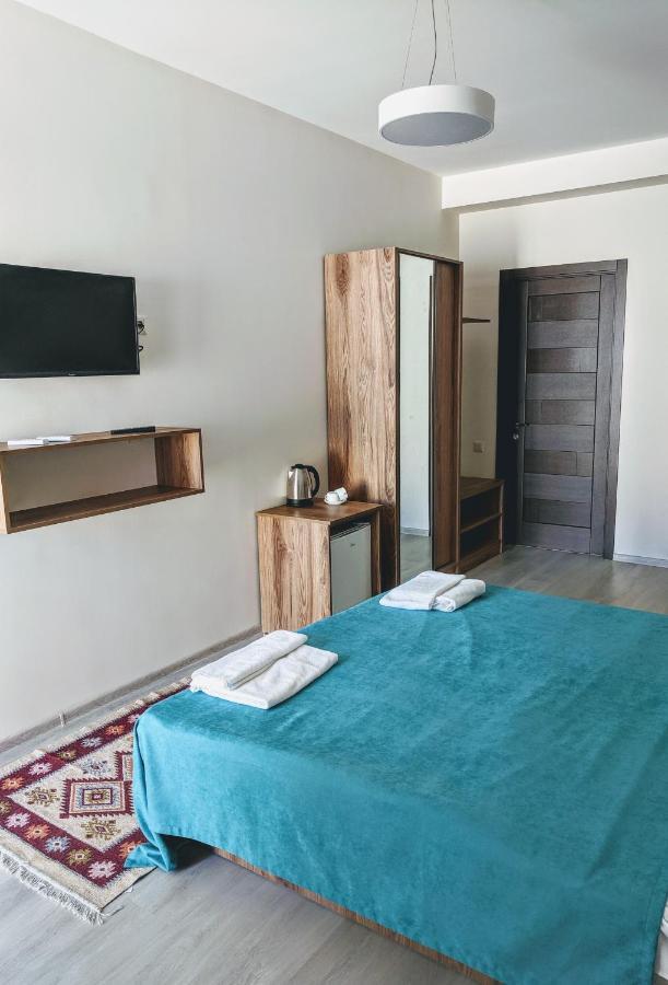 Hotel 5 Rooms Tbilisi Bagian luar foto