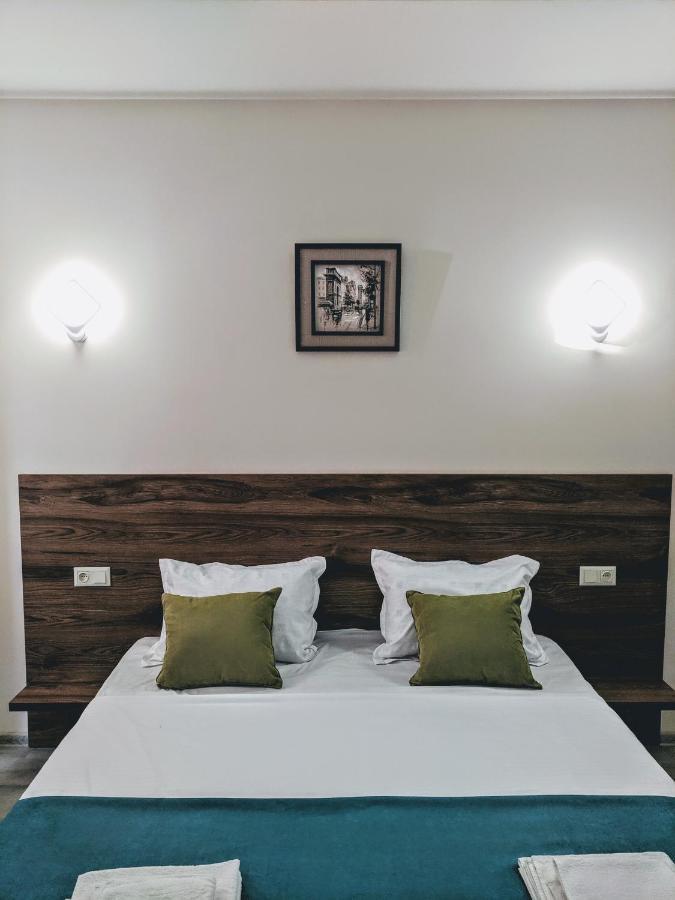 Hotel 5 Rooms Tbilisi Bagian luar foto