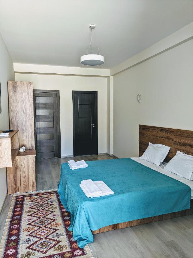 Hotel 5 Rooms Tbilisi Bagian luar foto